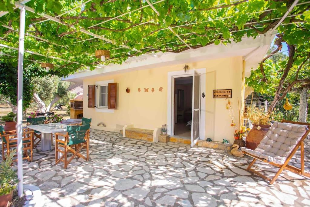 Anthia Private Studio A Breath Away From Beaches Áyios Nikítas エクステリア 写真